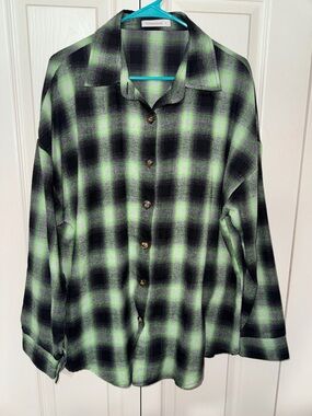Women’s Flannel Shirt